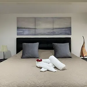 Apartamento Duplex Situe A 2min De La Gare Du Nord, Bruselas